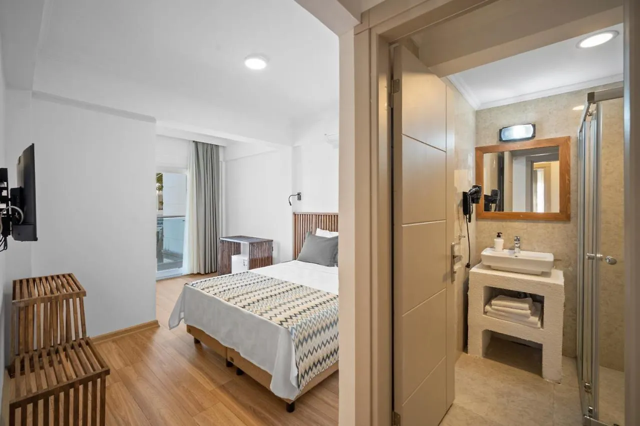 Costa Viva Bodrum 0*,